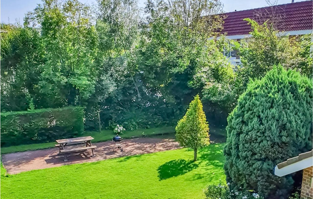 1 Bedroom Gorgeous Home In Zoutelande Exterior foto