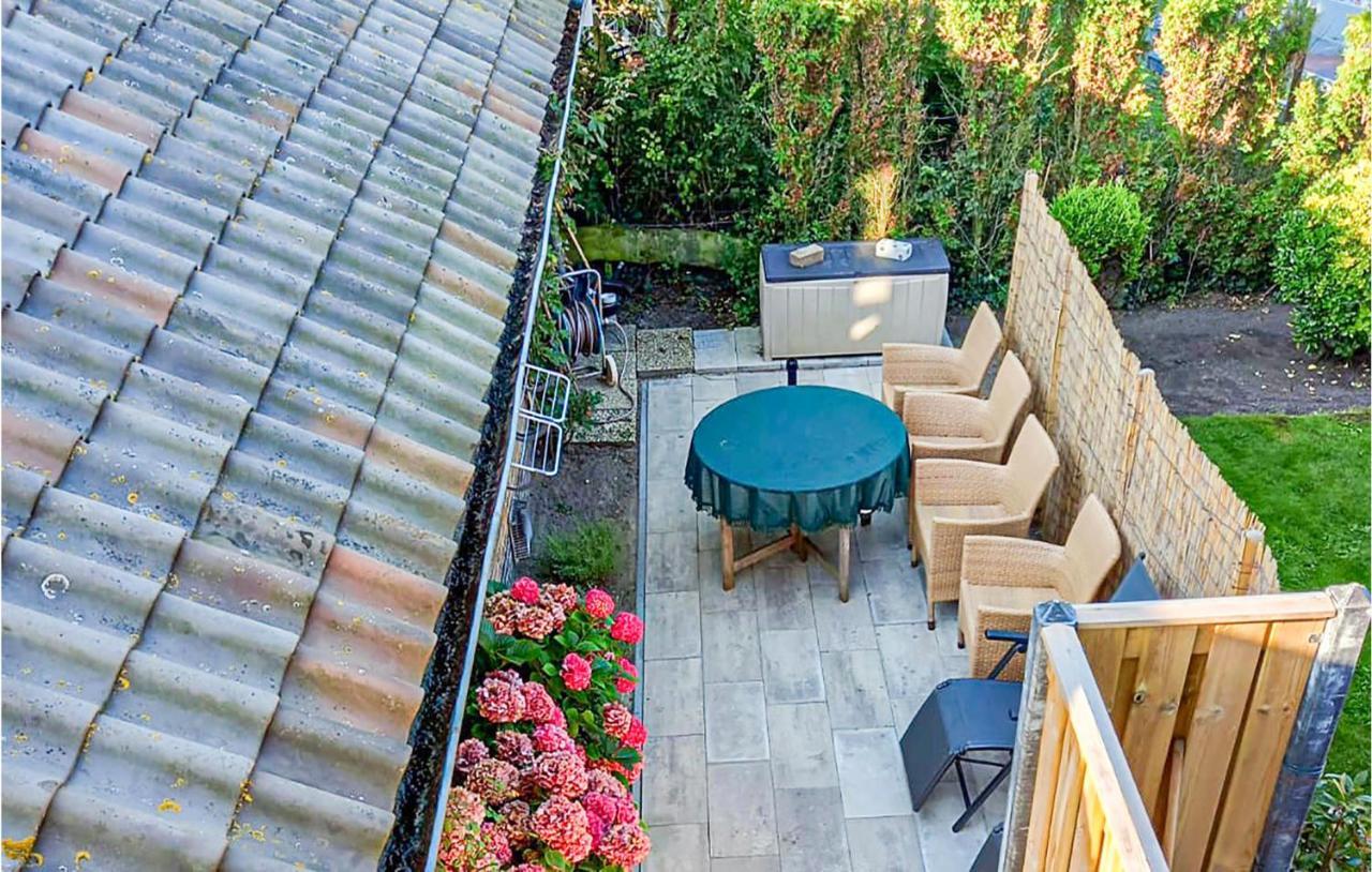 1 Bedroom Gorgeous Home In Zoutelande Exterior foto